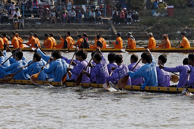 Phimai boat races-076
